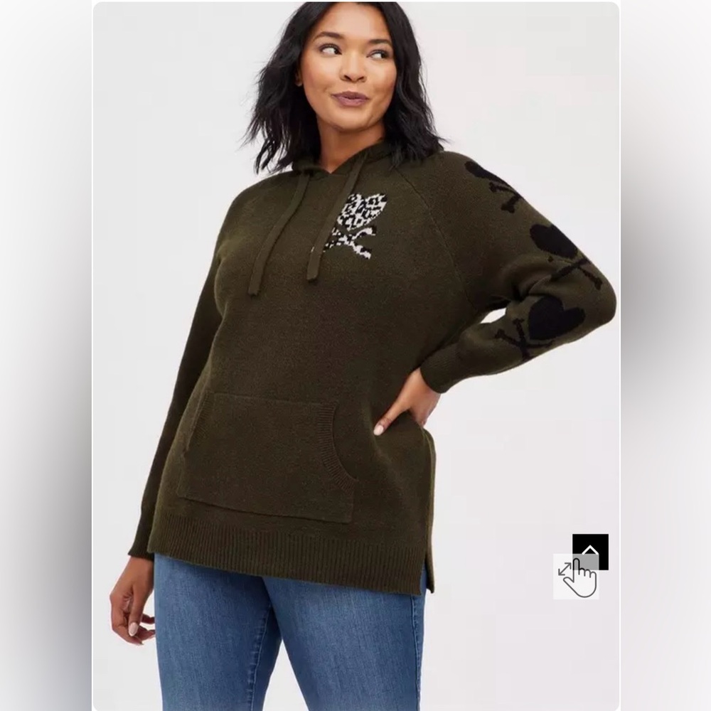 🆕 Torrid Raglan Tunic Hoodie - Heart Olive size 1
